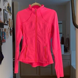 Hot pink women’s Lululemon jacket size 6